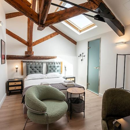 Issa Lesvos Hostel Mytilene Ngoại thất bức ảnh