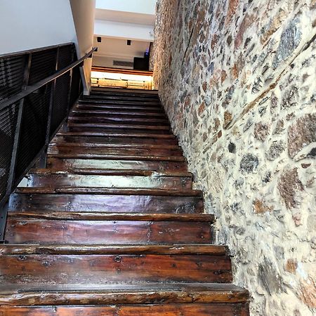 Issa Lesvos Hostel Mytilene Ngoại thất bức ảnh